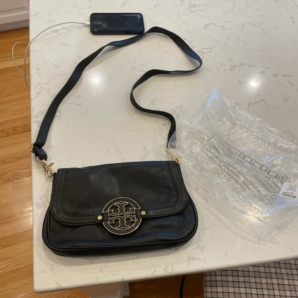 Tory Burch black leather barely used cross body bag